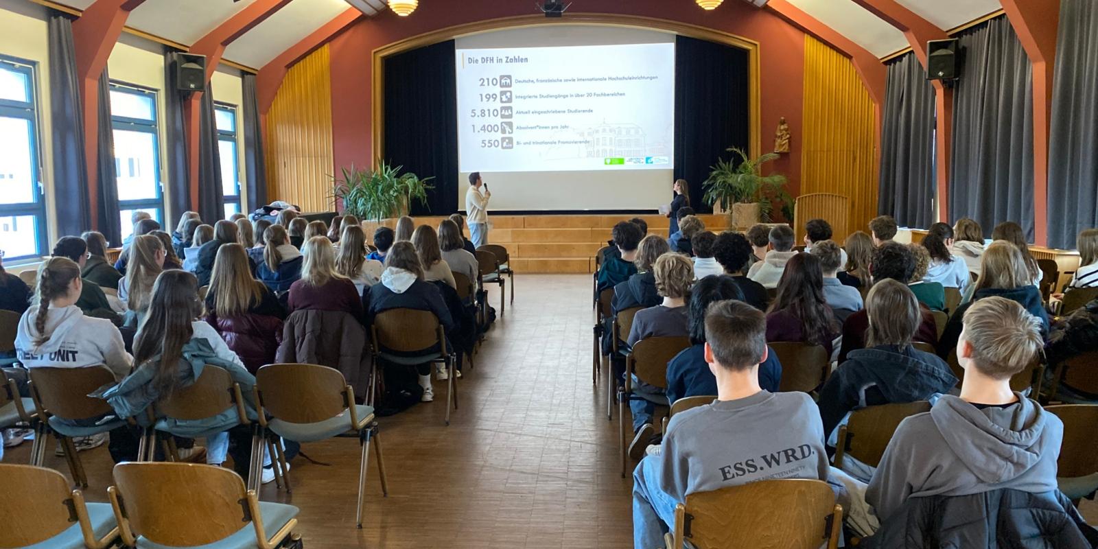 Studieren mit der Deutsch-Französischen Hochschule