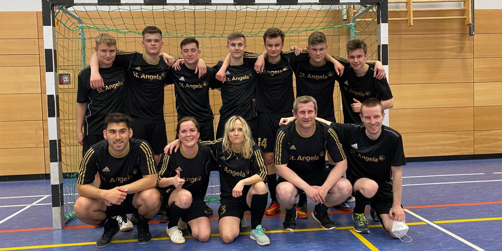 Lehrer-Schüler-Fußballteam