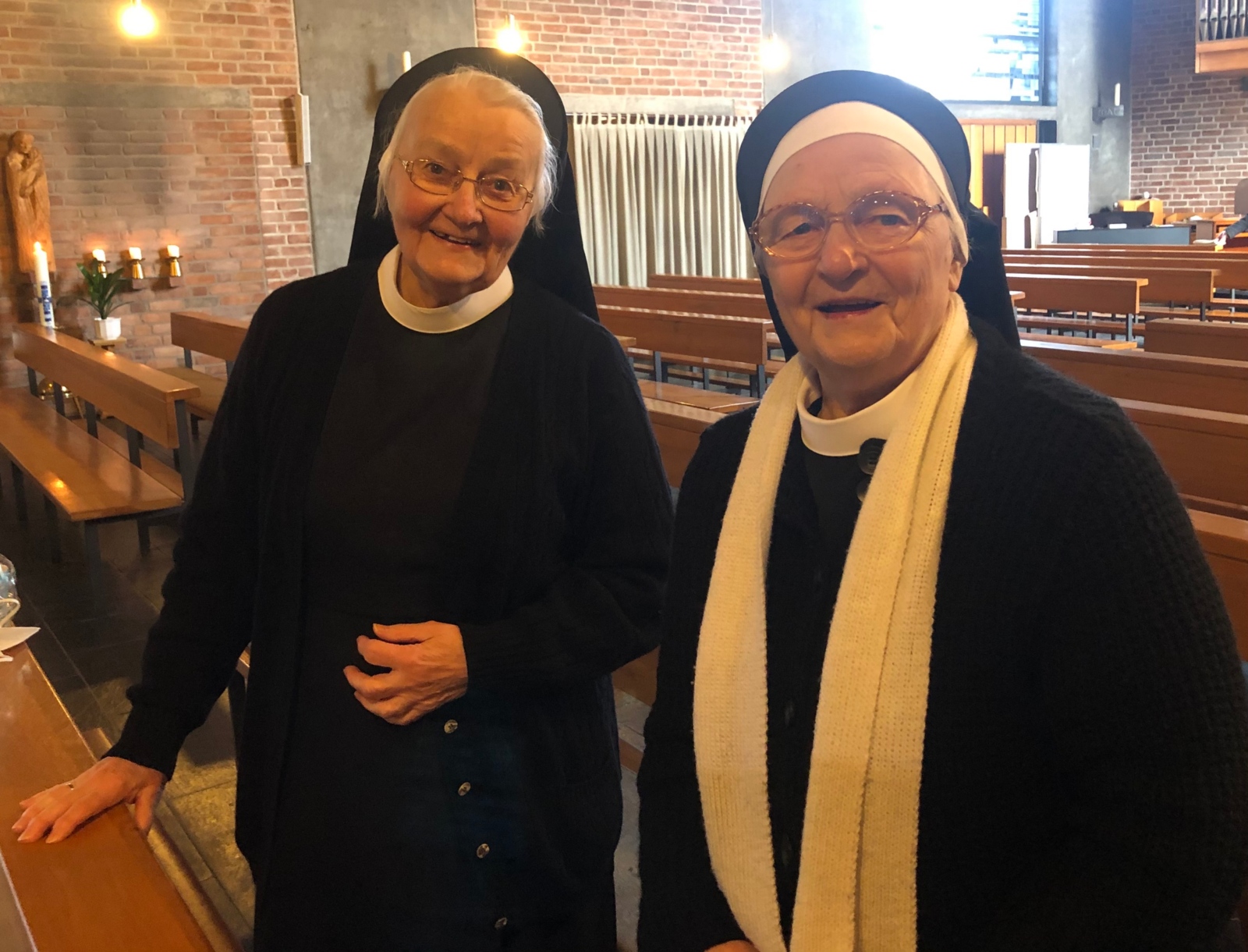 Schwester Veronika und Schwester Theresia